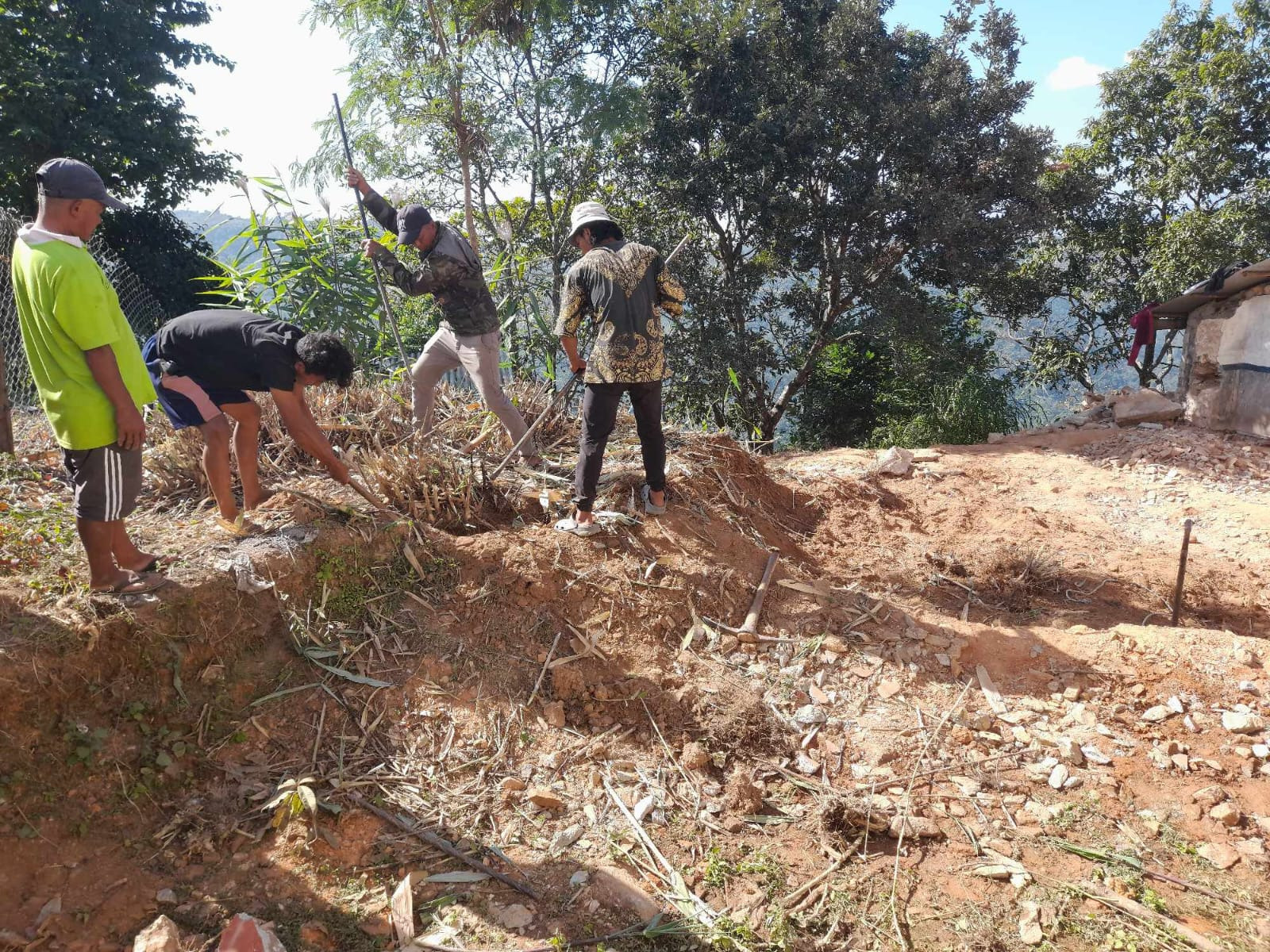 Image Terracing works at Aadarsha Blue School